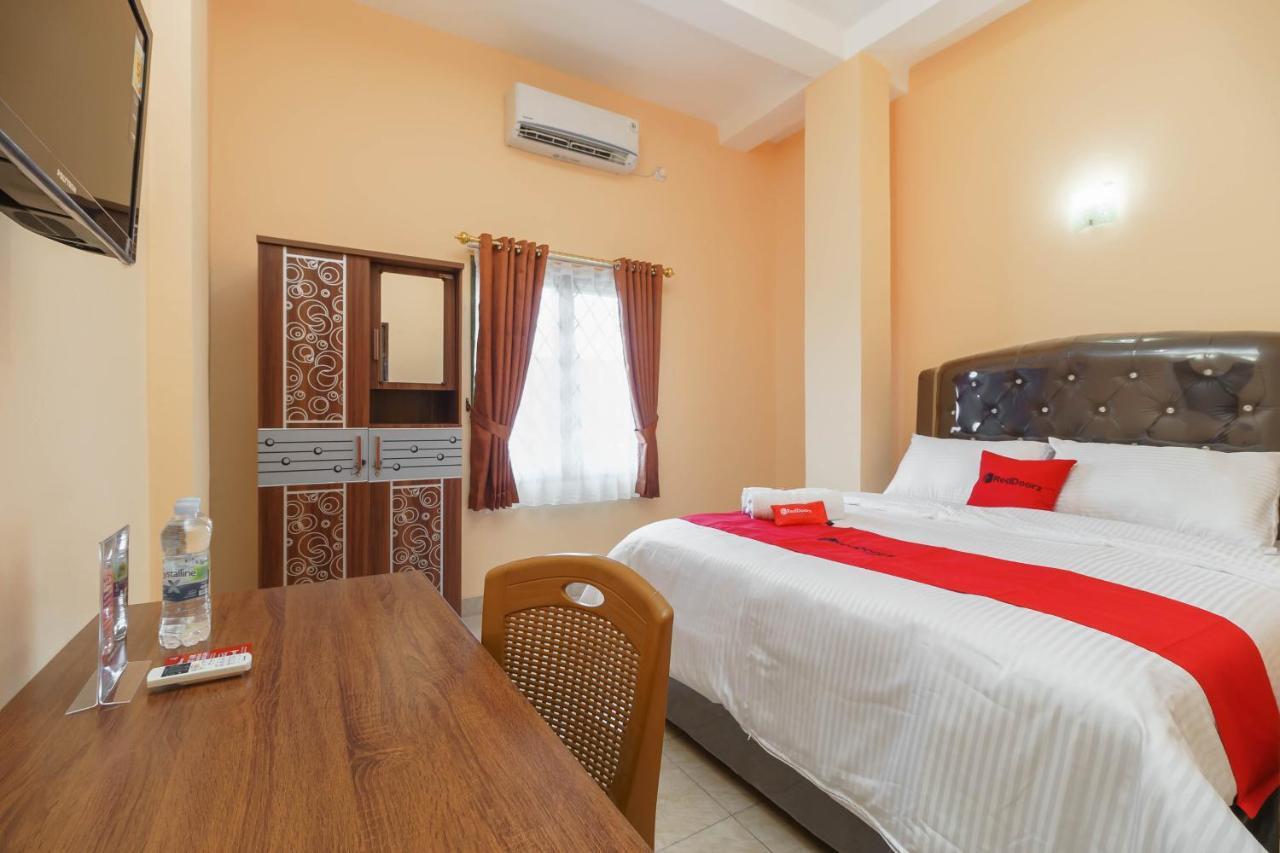 Reddoorz Syariah Near Palembang Square Mall 3 Exterior photo